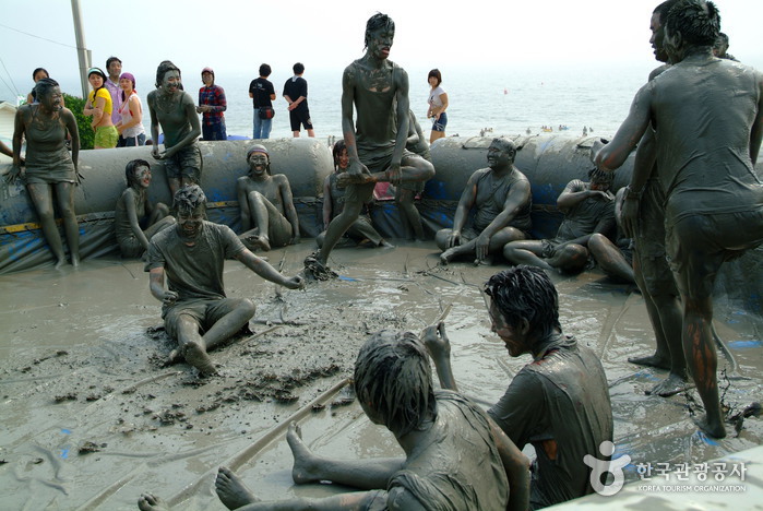Daecheon Beach