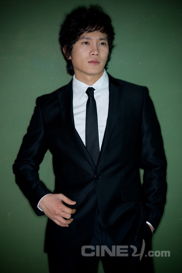 Ji Sung (지성)