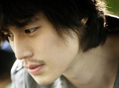 Lee Dong-Uk (이동욱)