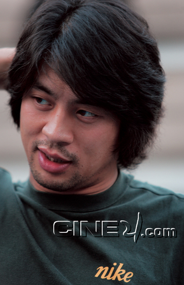 Kwon Oh-Jung (권오중)
