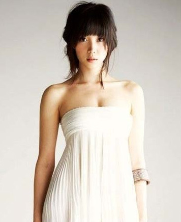 Oh Yoon-Ah (오윤아) 