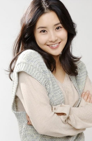 Choi Jung-yoon (최정윤) 
