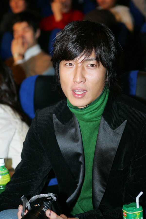 Park Geon Hyeong (박건형)