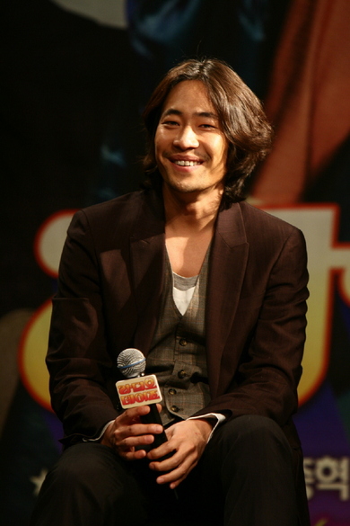 Ryu Seung-Beom (류승범)