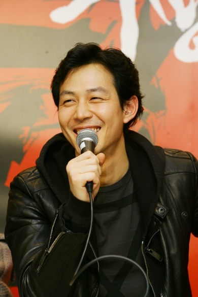 Lee Jung-Jae (이정재)
